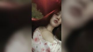 极品颜值美女！户外回家收费房！脱光光柔软美乳，跳蛋震穴塞入，特写拉扯，娇喘呻吟不断