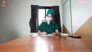 Ssrpeach 台湾清华大学外文系女神 女医生无私奉献蜜穴采精 淫臀嫩穴犹如抽精泵 上头榨射蜜道